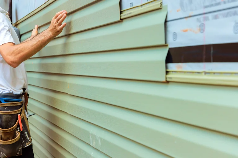 Vinyl and fiber cement siding installation Suffolk County NY
